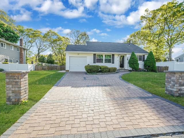 House for sale in Centereach, New York
