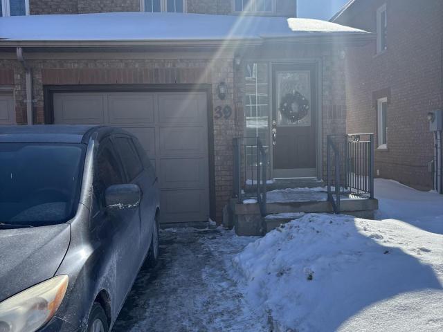 Condo for rent in Woburn, Ontario