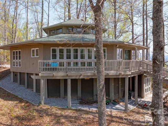 House for sale in Hendersonville, Henderson County