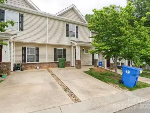 House for rent in Hendersonville