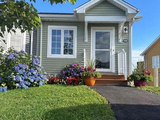 House for sale in Southlands, St. John's