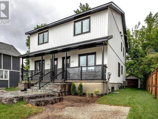 House for sale in Georgetown, Ontario
