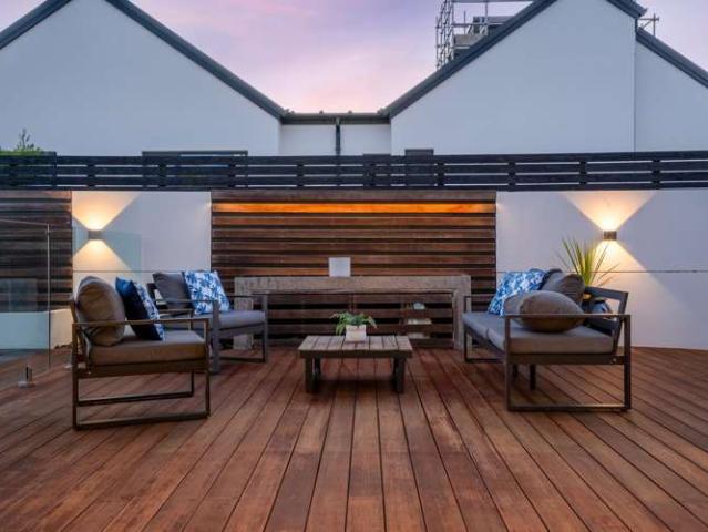 House for sale in Chaslands, Canterbury