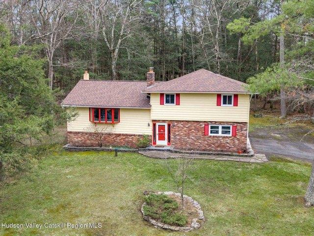 House for sale in Bearsville, New York