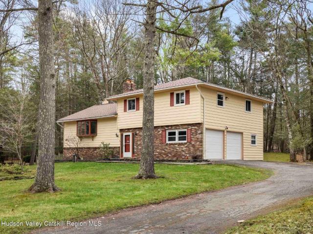 House for sale in Bearsville, New York