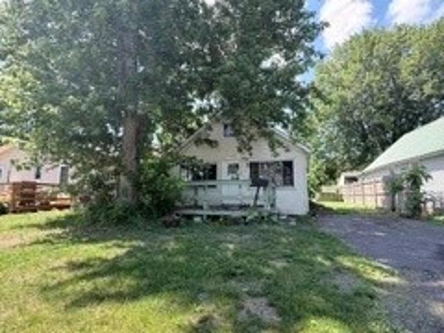 House for sale in Central Square, New York