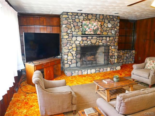 House for sale in Oneida, New York