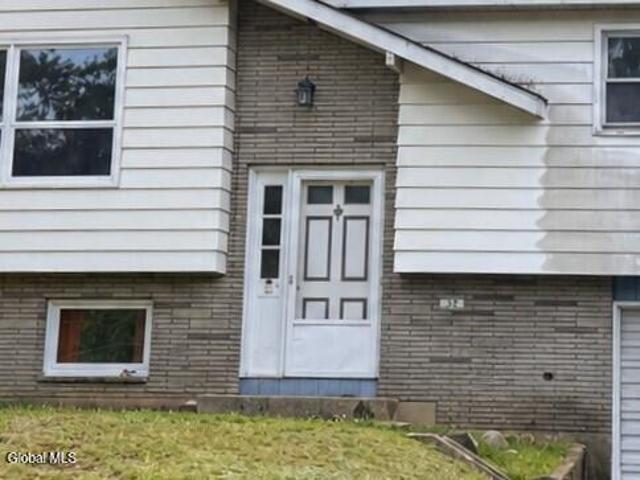 House for sale in Wynantskill, Rensselaer County