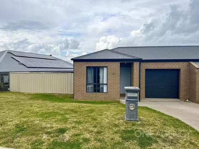 House for rent in Goulburn