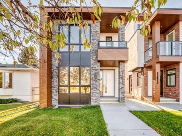 House for sale in Winston Heights/Mountview, Calgary