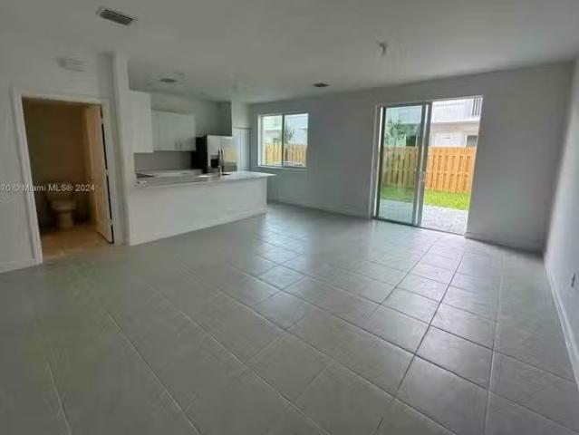 Condo for rent in Homestead