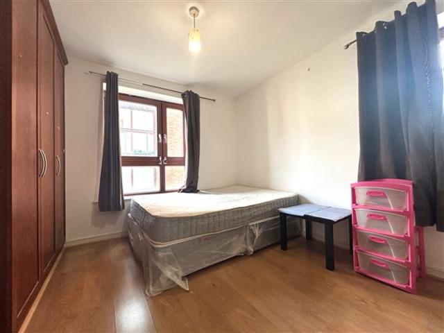 Apartment to rent in Bluebell, North Tipperary