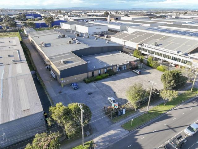 Warehouse for rent in Camerons Creek, Victoria