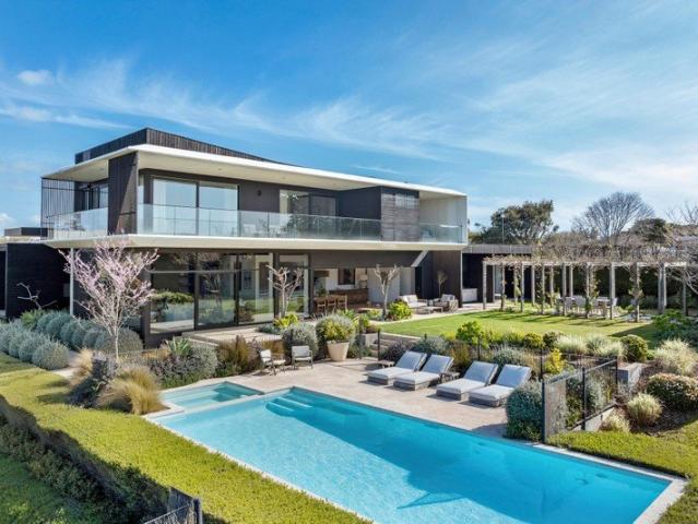House for sale in Portsea, Melbourne