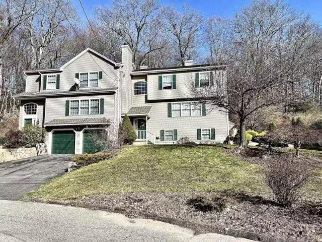 Condo for rent in Ansonia