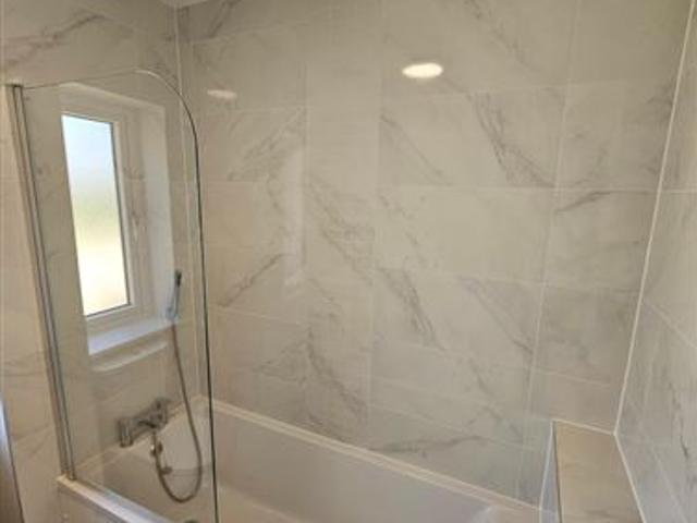 House to rent in Bluebell, North Tipperary
