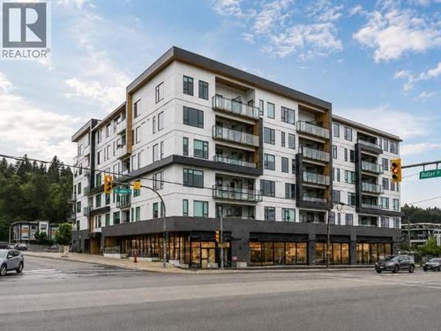 Commercial for rent in Port Moody, British Columbia