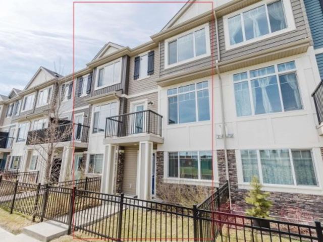 Townhouse for sale in Wedgewood, Alberta