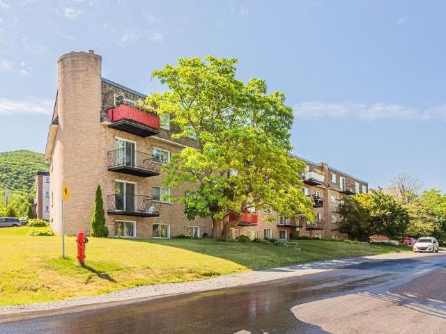 Apartment for rent in La Vallée-du-richelieu, Quebec