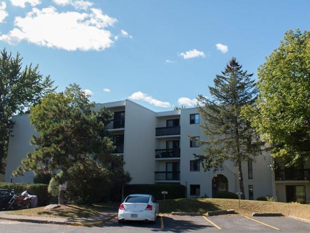 Apartment for rent in Sainte-julie, Quebec