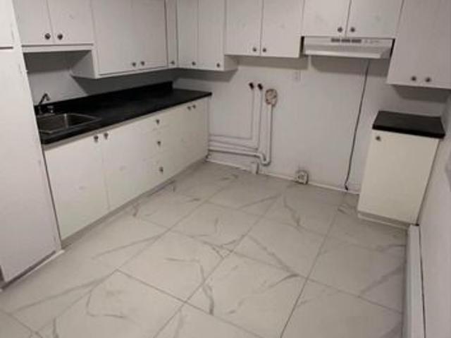 Apartment for rent in St. Leonard's, Quebec