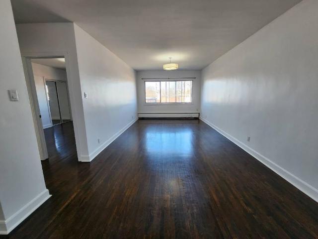 Apartment for rent in St. Leonard's, Quebec