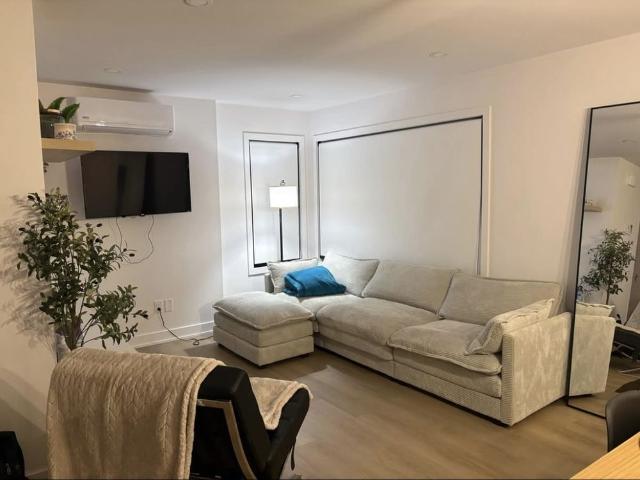 Apartment for rent in Sainte-Agathe-des-Monts, Laurentides