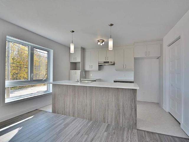 Apartment for rent in D'autray, Quebec