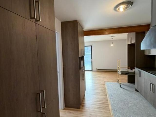 Apartment for rent in Laurentides, Quebec