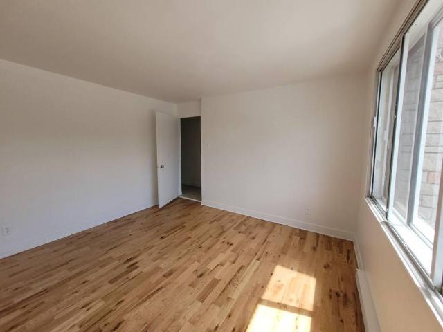 Apartment for rent in Chomedey, Quebec