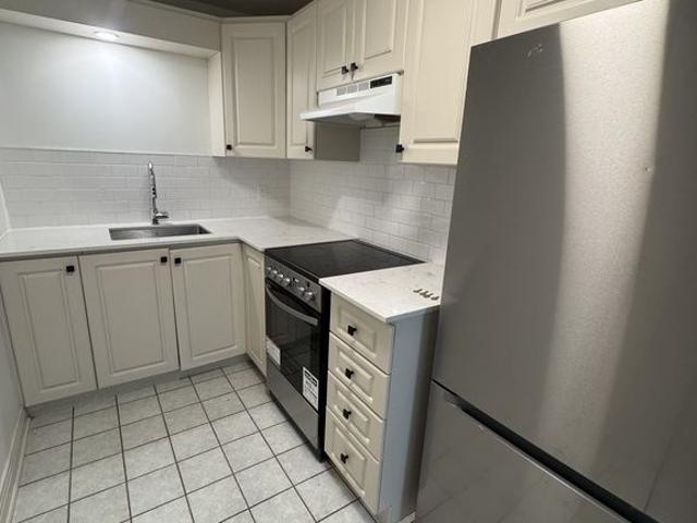 Apartment for rent in Mont-royal, Quebec