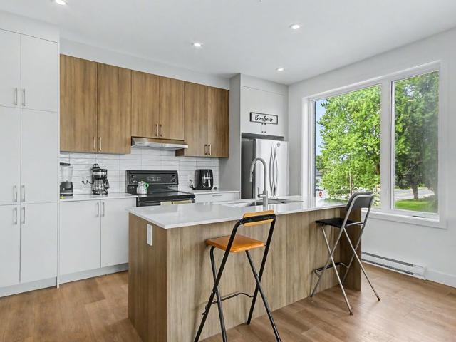 Apartment for rent in Saint-Thomas-d'Aquin, Saint-Hyacinthe