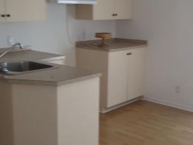 Apartment for rent in Danville, Quebec