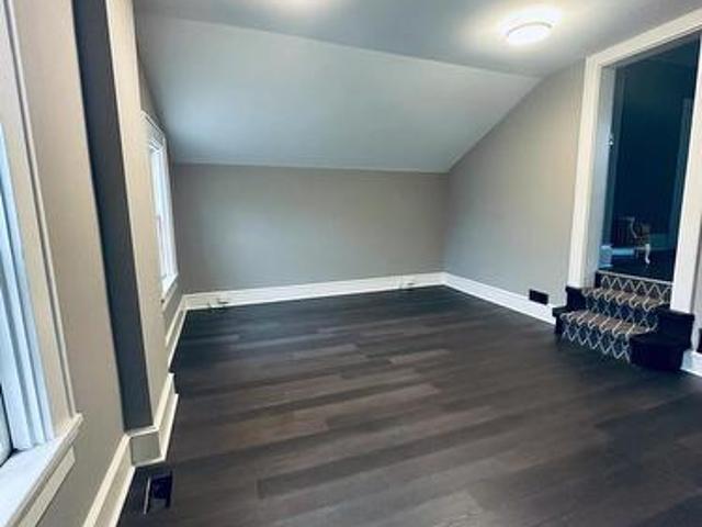 Commercial for rent in Niagara, Ontario