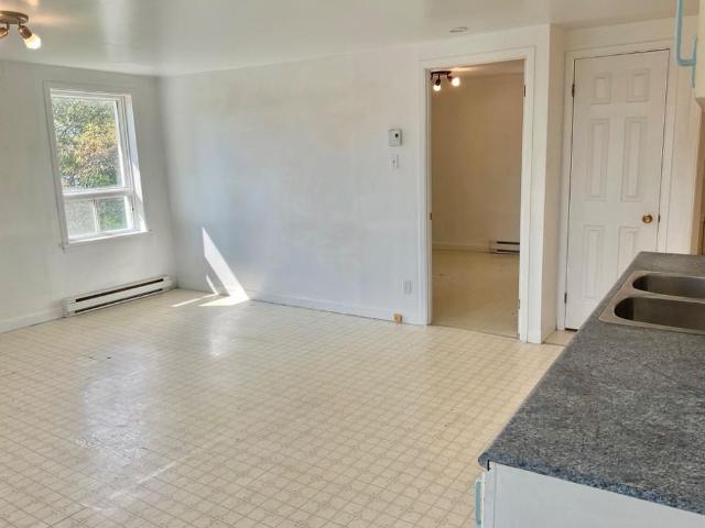 Apartment for rent in L'islet, Quebec