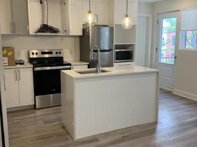 Apartment for rent in St. Leonard's, Quebec