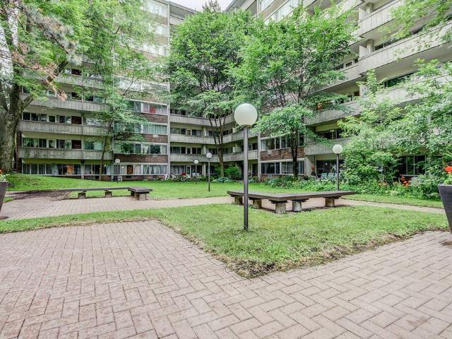 Apartment for rent in St. Leonard's, Quebec