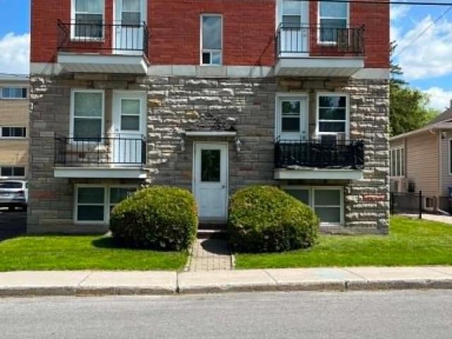 Apartment for rent in Longueuil, Quebec