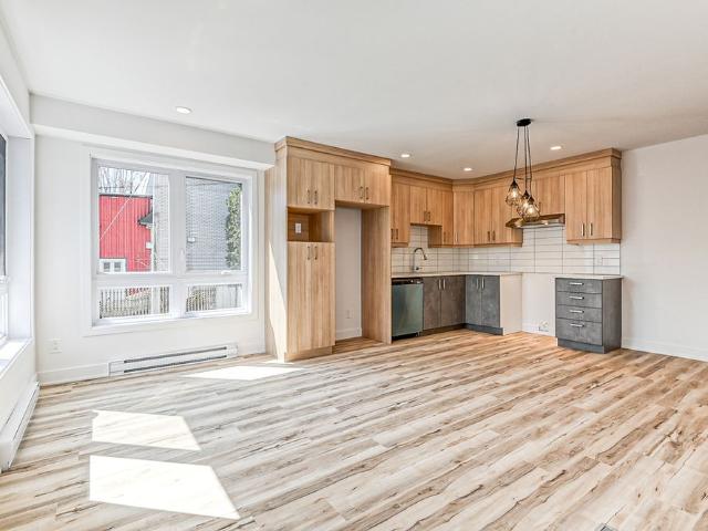 Apartment for rent in Montréal-est, Quebec