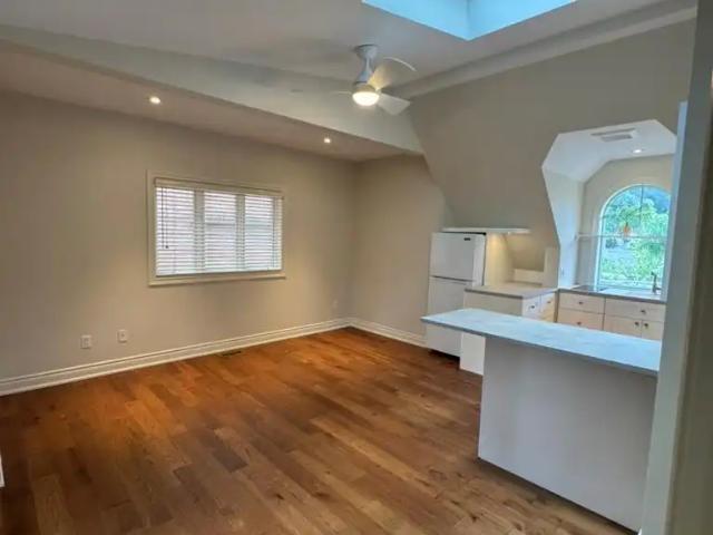House for rent in Oakville, Golden Horseshoe