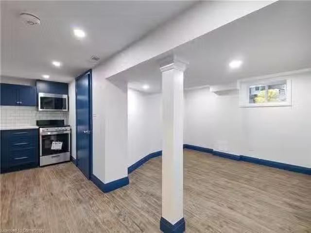 House for rent in Ancaster, Ontario
