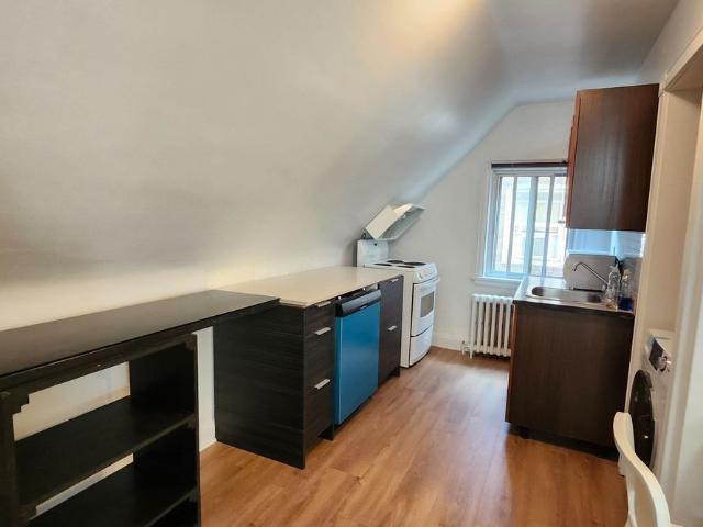 House for rent in Eglinton—Lawrence, Toronto