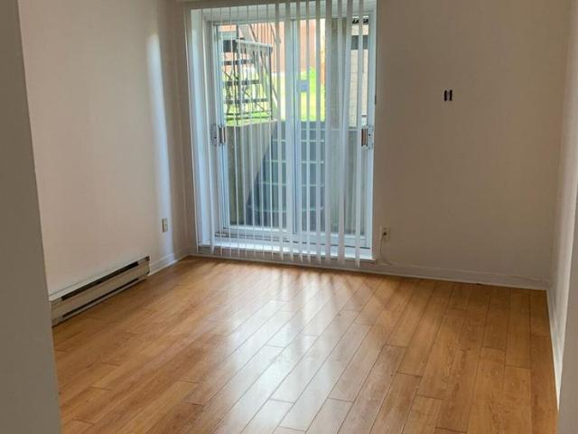 Apartment for rent in St. Leonard's, Quebec