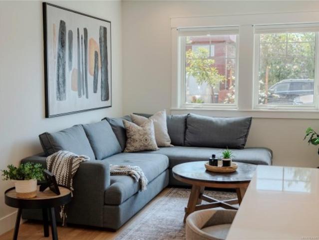House for sale in Shelbourne, Saanich