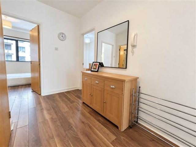 Apartment to rent in Bluebell, North Tipperary