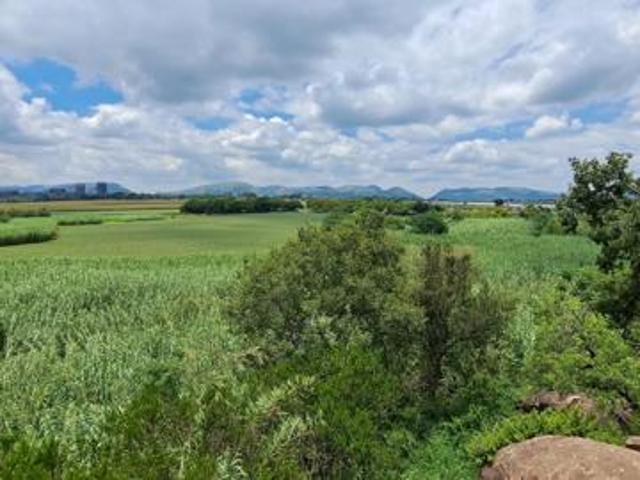 Land for sale in Hartbeespoort Dam Nature Reserve, North West