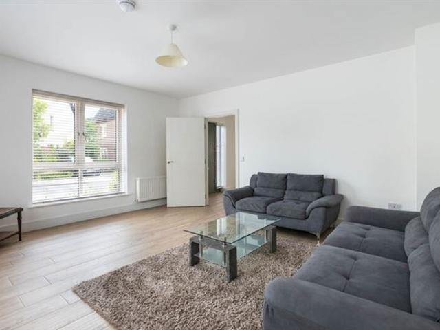 Terraced House to rent in Lucan, North Tipperary