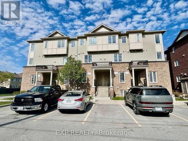 Townhouse for rent in Ottawa