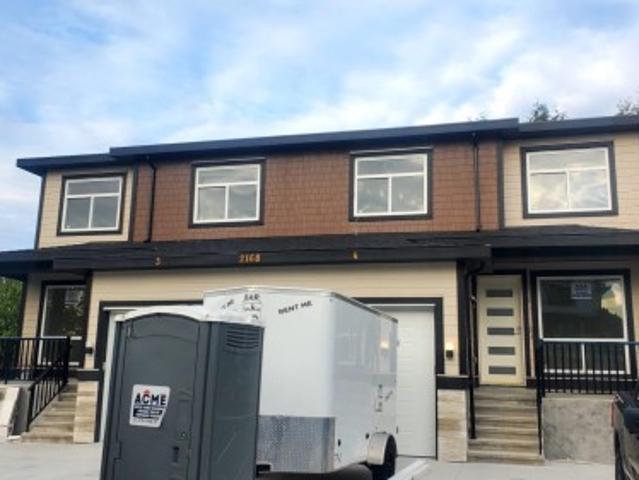Duplex for sale in Marshall, Abbotsford