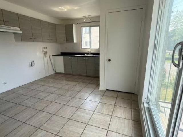 Property for rent in Brossard, Quebec